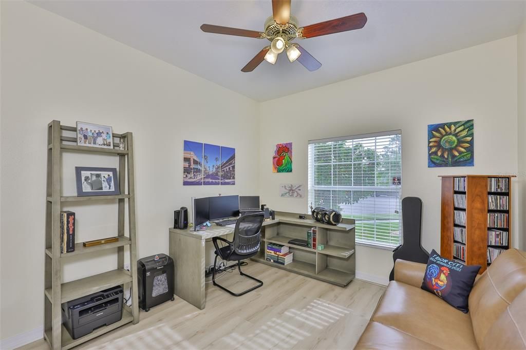 En Venta: $429,999 (4 camas, 2 baños, 2653 Pies cuadrados)