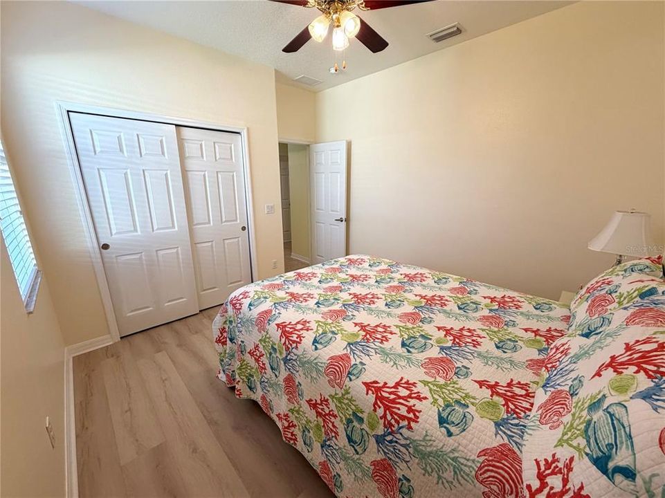 En Venta: $429,999 (4 camas, 2 baños, 2653 Pies cuadrados)