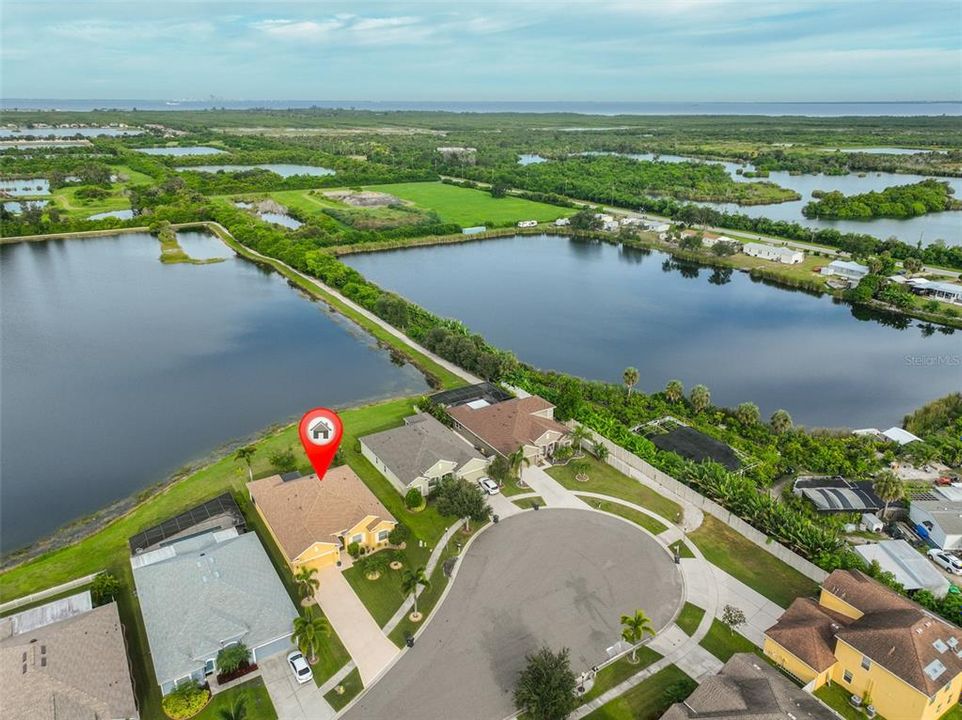 En Venta: $429,999 (4 camas, 2 baños, 2653 Pies cuadrados)