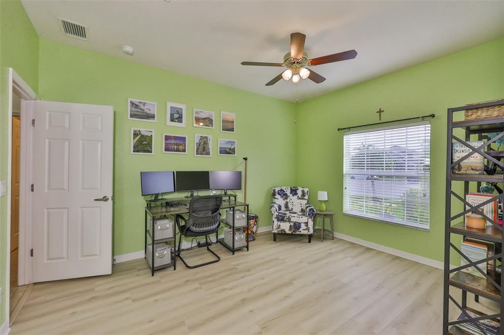 En Venta: $429,999 (4 camas, 2 baños, 2653 Pies cuadrados)