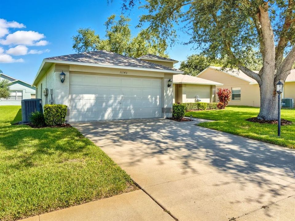 Active With Contract: $269,900 (2 beds, 2 baths, 1825 Square Feet)