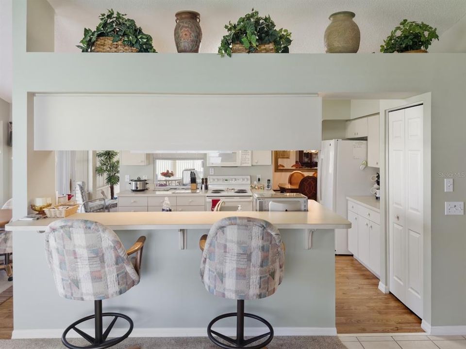 Active With Contract: $269,900 (2 beds, 2 baths, 1825 Square Feet)