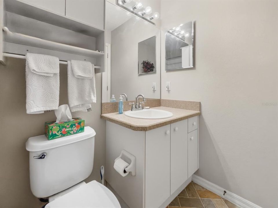 Active With Contract: $269,900 (2 beds, 2 baths, 1825 Square Feet)