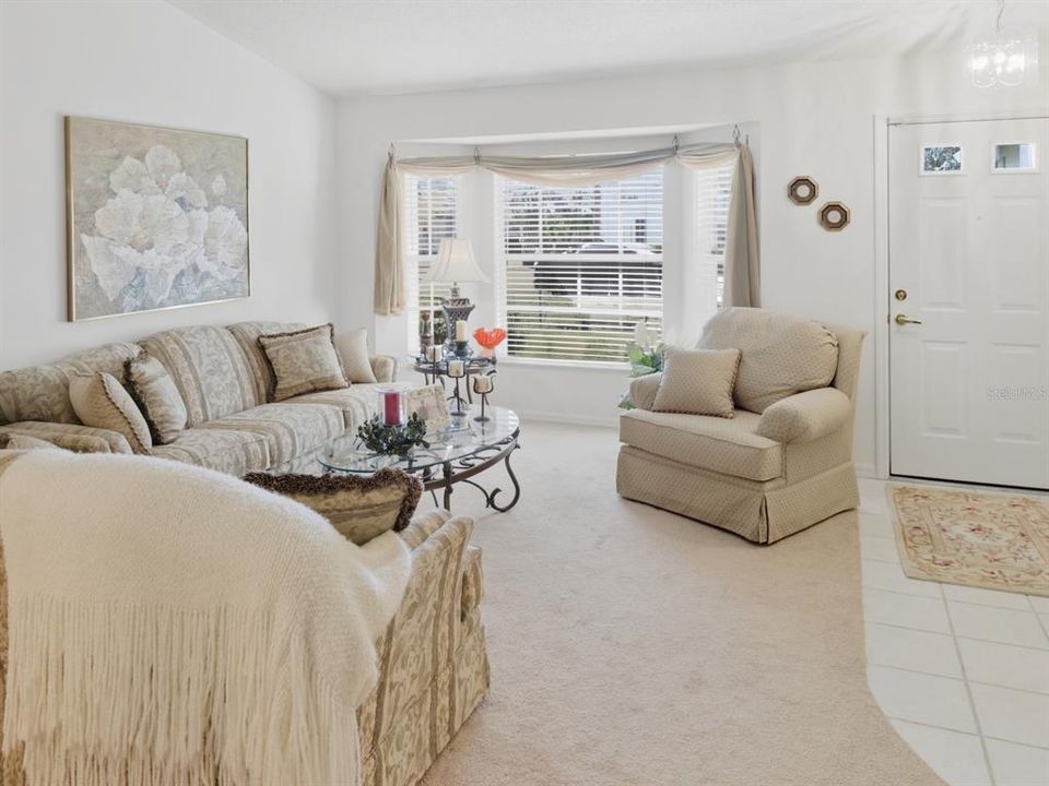 Active With Contract: $269,900 (2 beds, 2 baths, 1825 Square Feet)