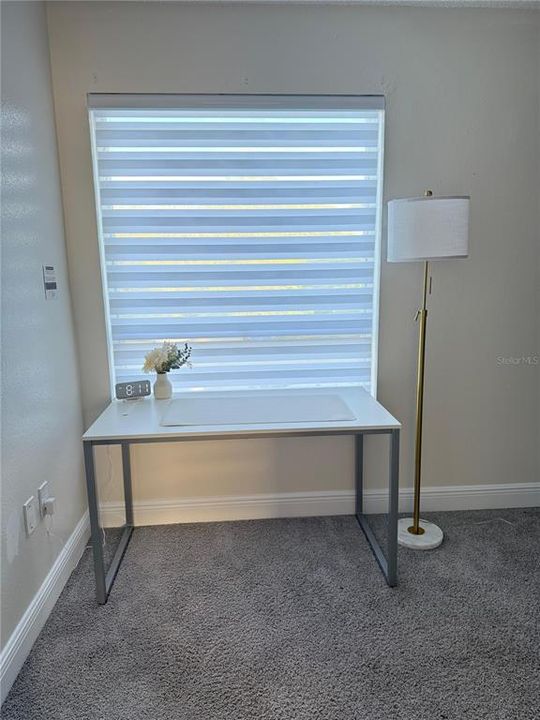 На продажу: $219,900 (2 спален, 2 ванн, 1032 Квадратных фут)