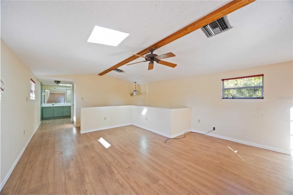 На продажу: $950,000 (4 спален, 6 ванн, 3177 Квадратных фут)