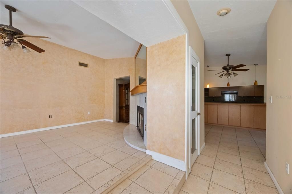 На продажу: $950,000 (4 спален, 6 ванн, 3177 Квадратных фут)