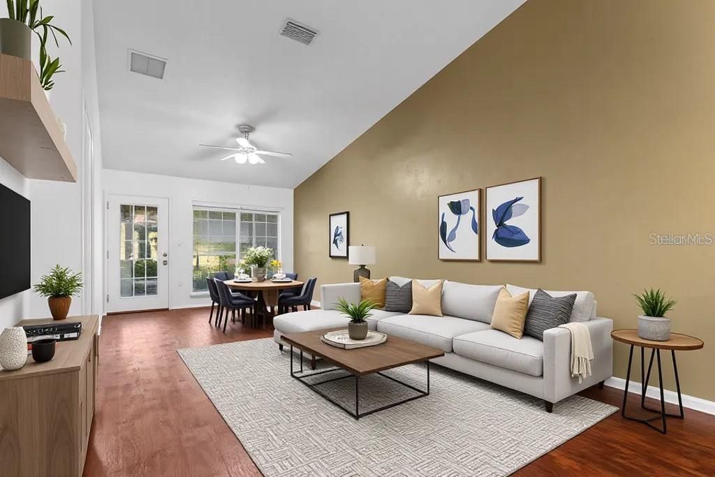 Active With Contract: $231,500 (2 beds, 2 baths, 1202 Square Feet)