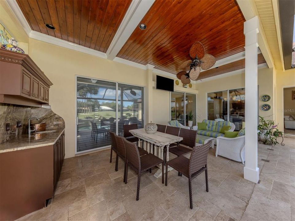 待售: $1,250,000 (4 贝兹, 3 浴室, 2652 平方英尺)