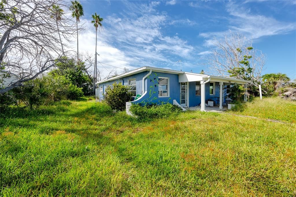 Active With Contract: $455,000 (0.16 acres)