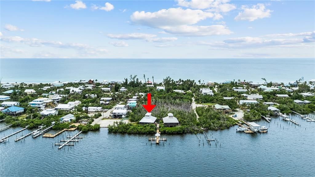 For Sale: $1,350,000 (2 beds, 2 baths, 1586 Square Feet)