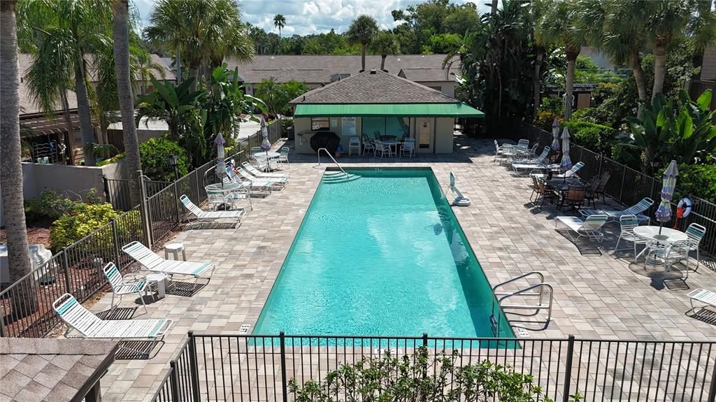 Active With Contract: $268,000 (2 beds, 2 baths, 1064 Square Feet)