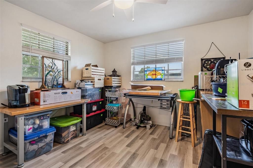 Под контрактом: $95,000 (2 спален, 2 ванн, 1064 Квадратных фут)