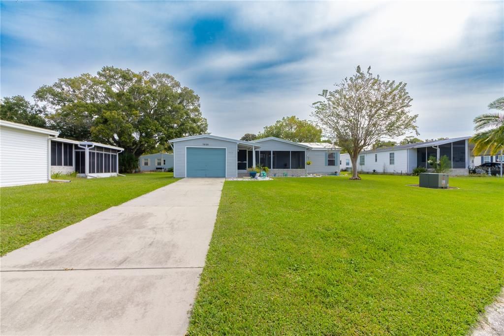 For Sale: $147,000 (3 beds, 2 baths, 1152 Square Feet)