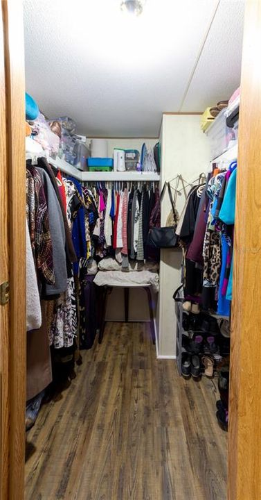 For Sale: $147,000 (3 beds, 2 baths, 1152 Square Feet)