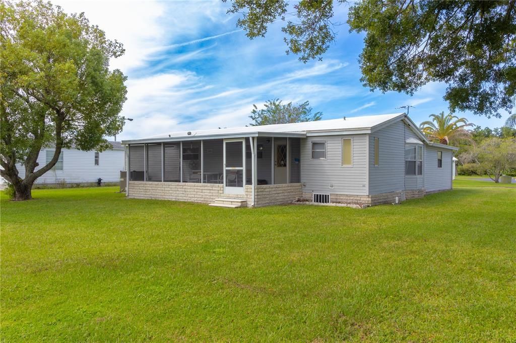 For Sale: $147,000 (3 beds, 2 baths, 1152 Square Feet)