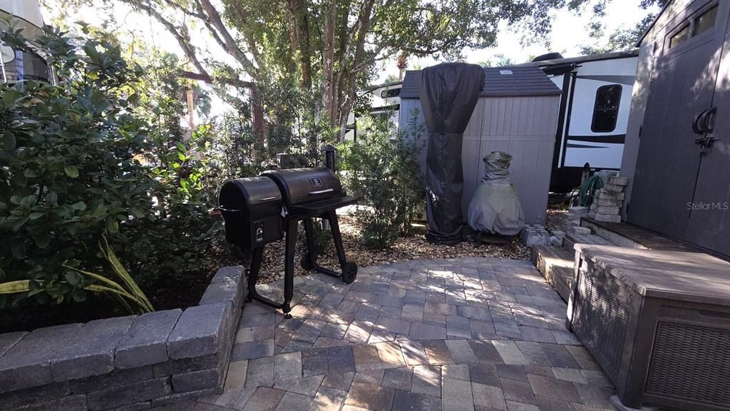 待售: $144,000 (0.06 acres)