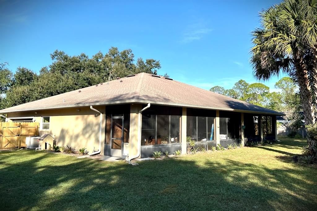 For Sale: $925,000 (4 beds, 3 baths, 2193 Square Feet)