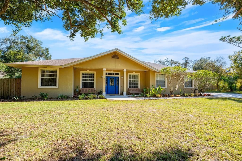 For Sale: $925,000 (4 beds, 3 baths, 2193 Square Feet)