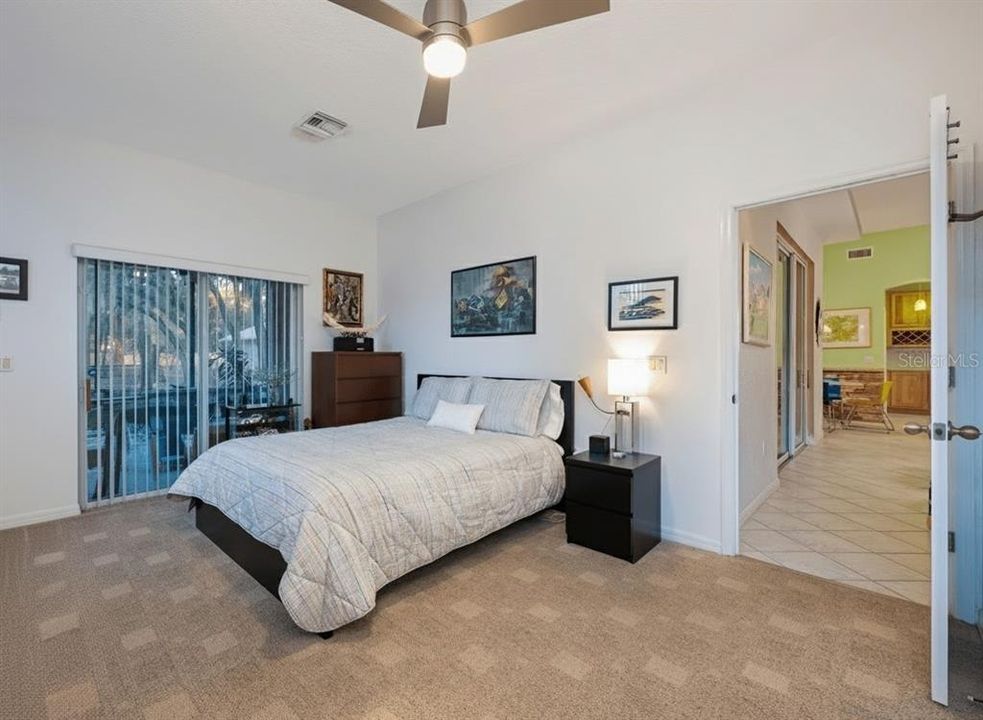 For Sale: $925,000 (4 beds, 3 baths, 2193 Square Feet)