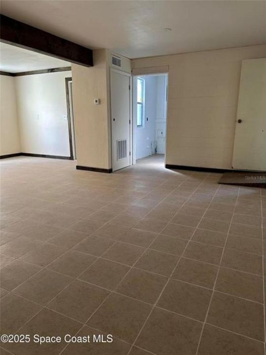 For Sale: $279,900 (0 beds, 0 baths, 1444 Square Feet)