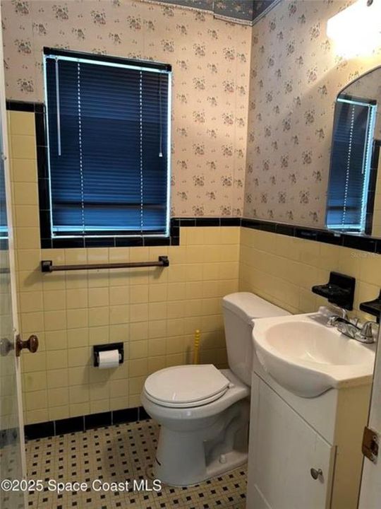 For Sale: $279,900 (0 beds, 0 baths, 1444 Square Feet)