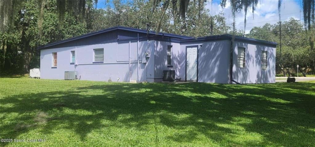 For Sale: $279,900 (0 beds, 0 baths, 1444 Square Feet)