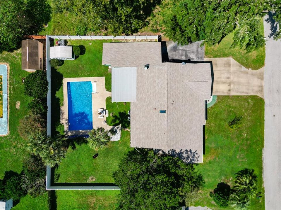 For Sale: $399,000 (5 beds, 4 baths, 2669 Square Feet)