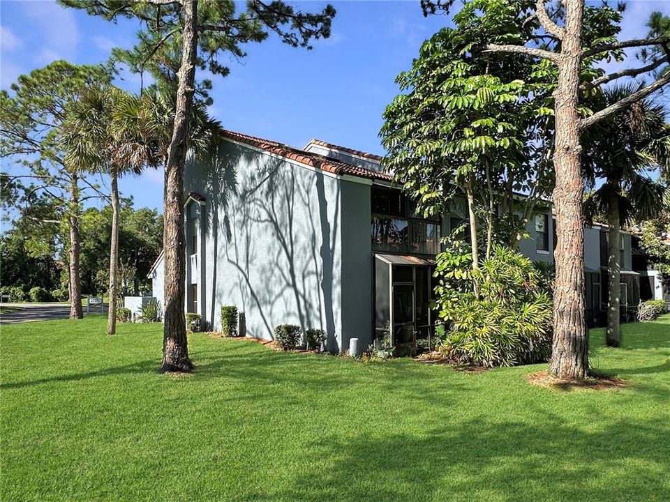 Activo con contrato: $205,500 (3 camas, 2 baños, 1180 Pies cuadrados)