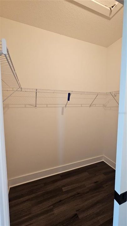 For Sale: $800,000 (4 beds, 3 baths, 2262 Square Feet)