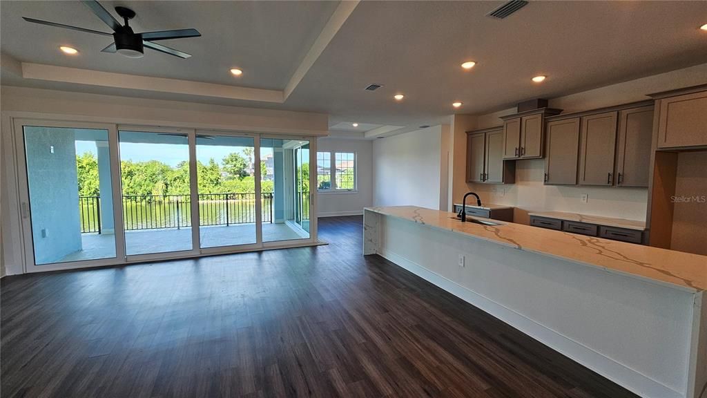 For Sale: $800,000 (4 beds, 3 baths, 2262 Square Feet)