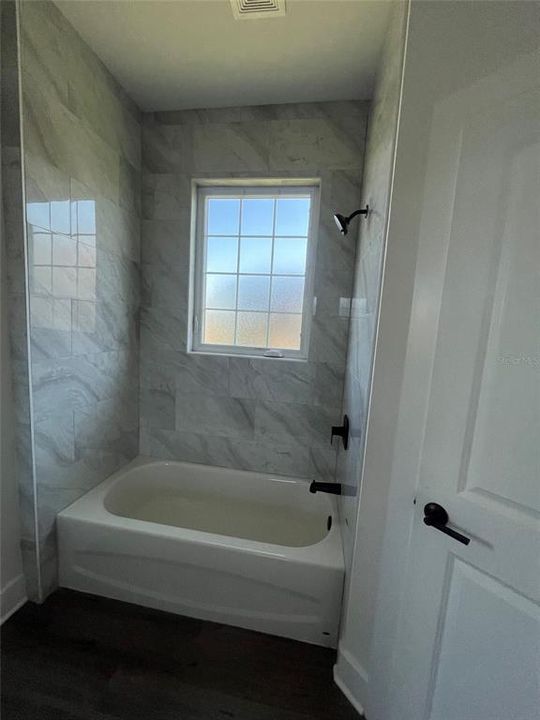 For Sale: $800,000 (4 beds, 3 baths, 2262 Square Feet)