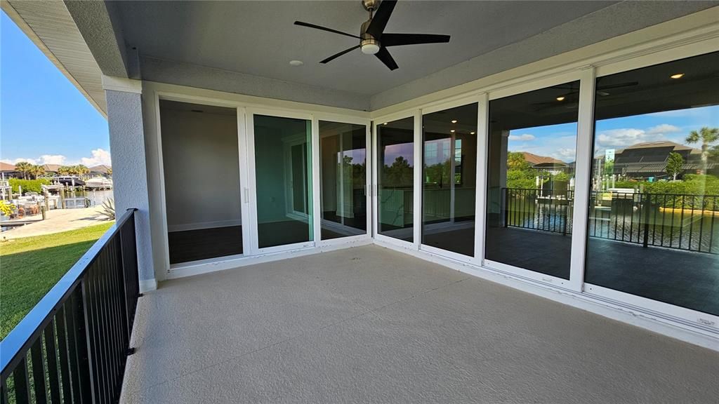 For Sale: $800,000 (4 beds, 3 baths, 2262 Square Feet)