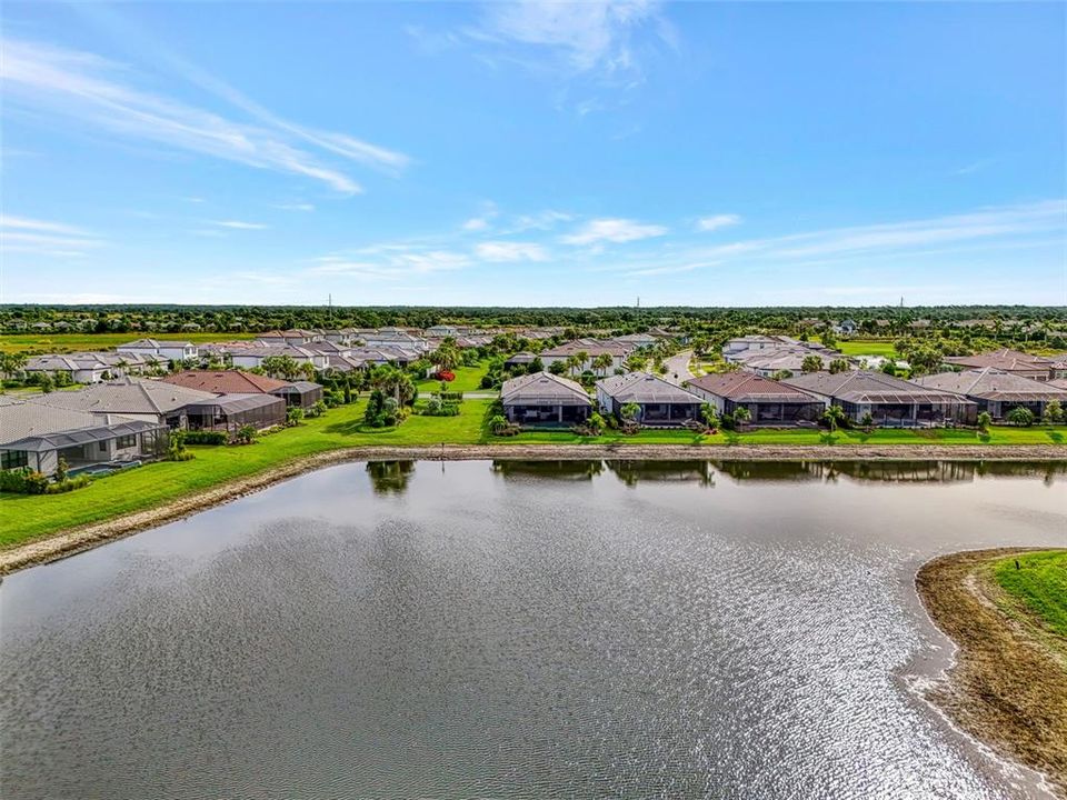 合同活跃: $850,000 (3 贝兹, 3 浴室, 2117 平方英尺)