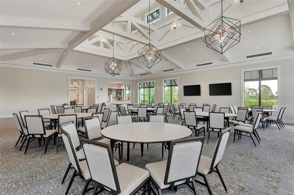 合同活跃: $850,000 (3 贝兹, 3 浴室, 2117 平方英尺)