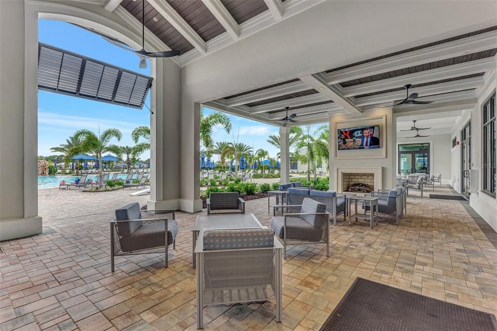 合同活跃: $850,000 (3 贝兹, 3 浴室, 2117 平方英尺)