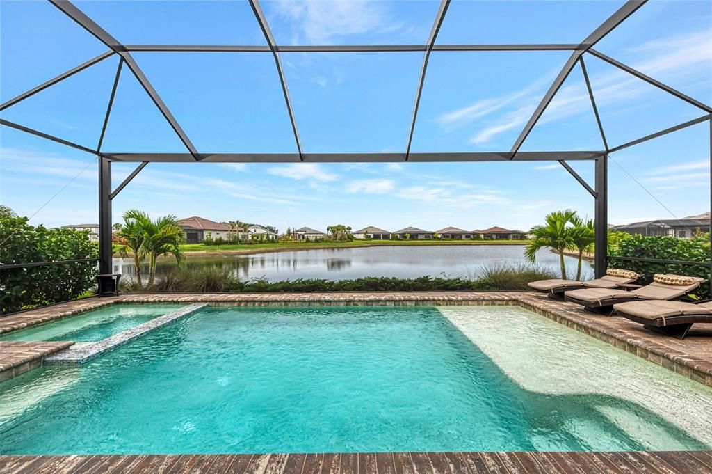 合同活跃: $850,000 (3 贝兹, 3 浴室, 2117 平方英尺)