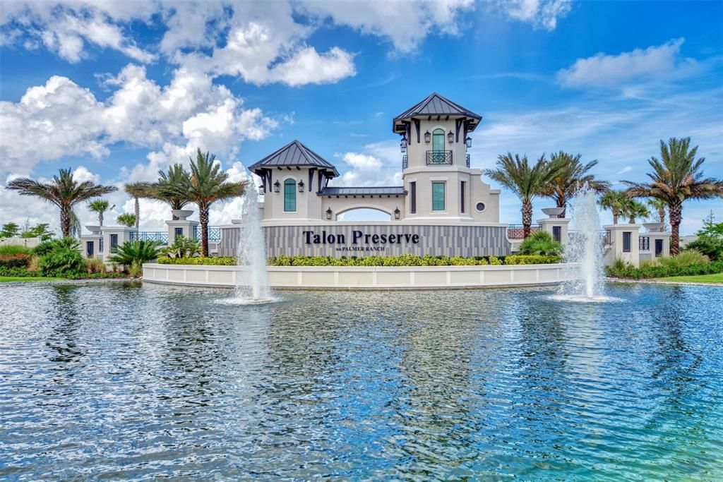 合同活跃: $850,000 (3 贝兹, 3 浴室, 2117 平方英尺)