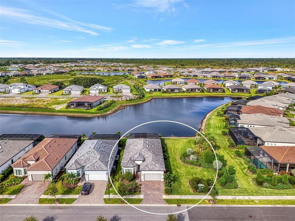 合同活跃: $850,000 (3 贝兹, 3 浴室, 2117 平方英尺)