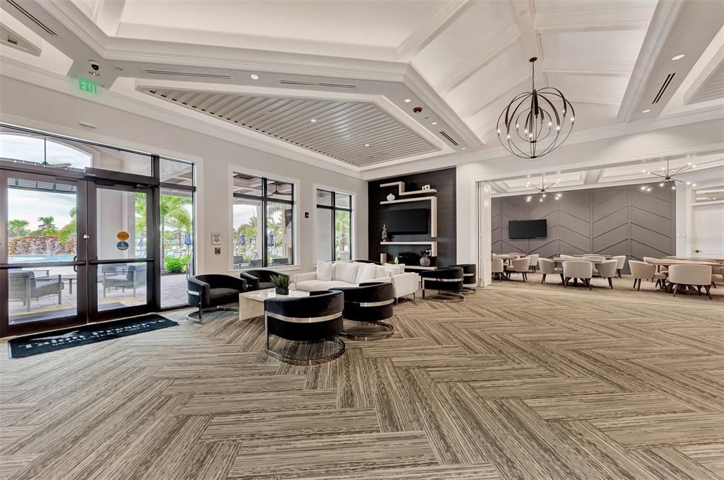 合同活跃: $850,000 (3 贝兹, 3 浴室, 2117 平方英尺)