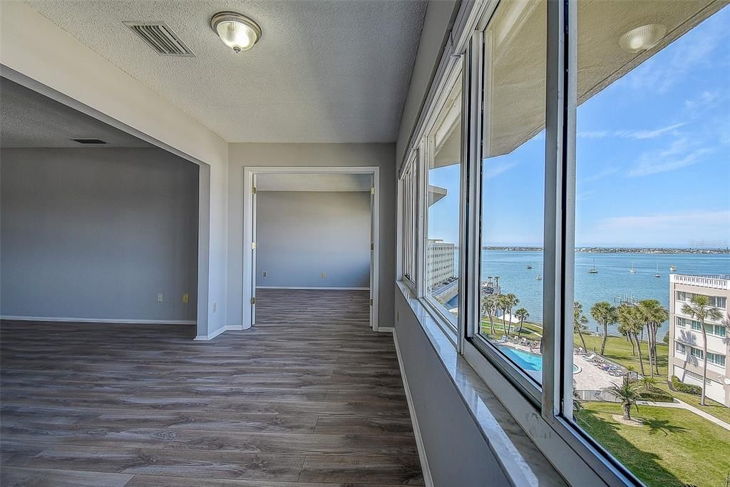 На продажу: $425,000 (2 спален, 2 ванн, 1565 Квадратных фут)