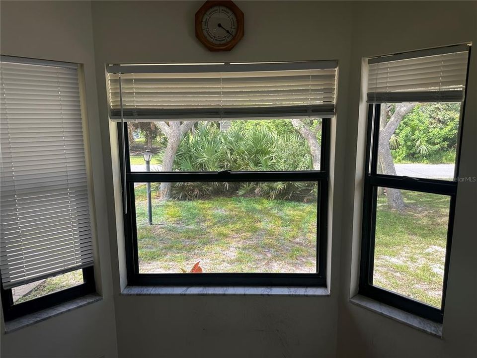 En Renta: $2,249 (3 camas, 2 baños, 1703 Pies cuadrados)