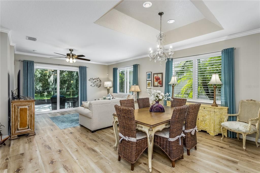 待售: $384,900 (2 贝兹, 2 浴室, 1666 平方英尺)