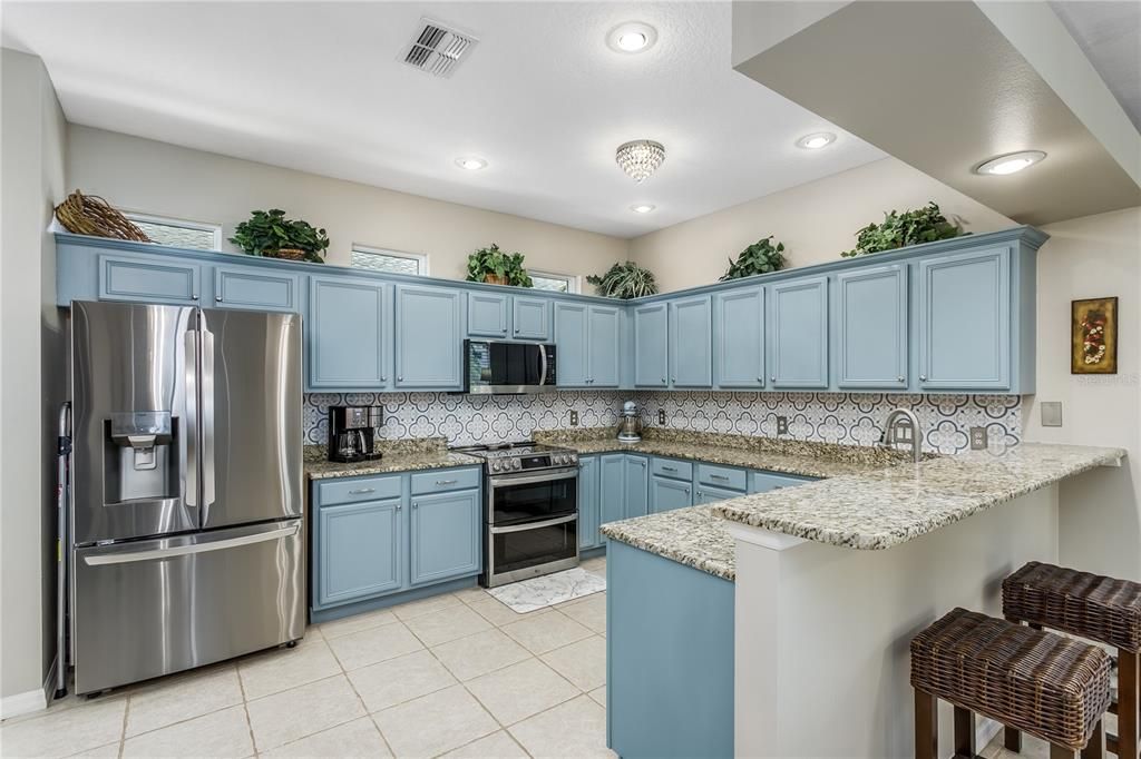 待售: $384,900 (2 贝兹, 2 浴室, 1666 平方英尺)