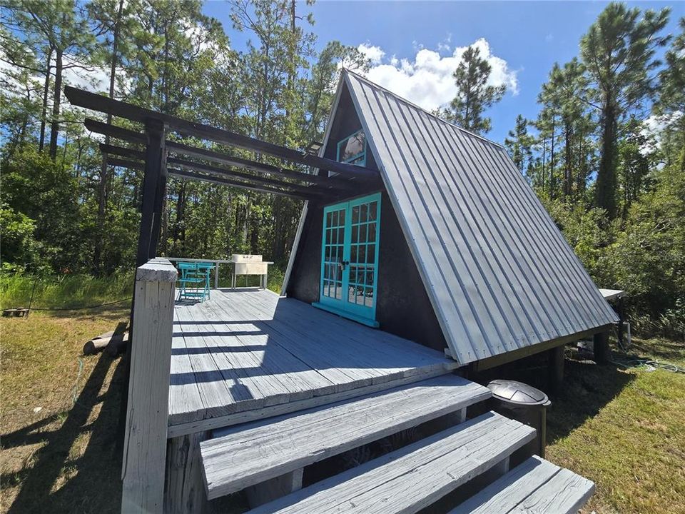 Vendido Recientemente: $165,000 (2.35 acres)