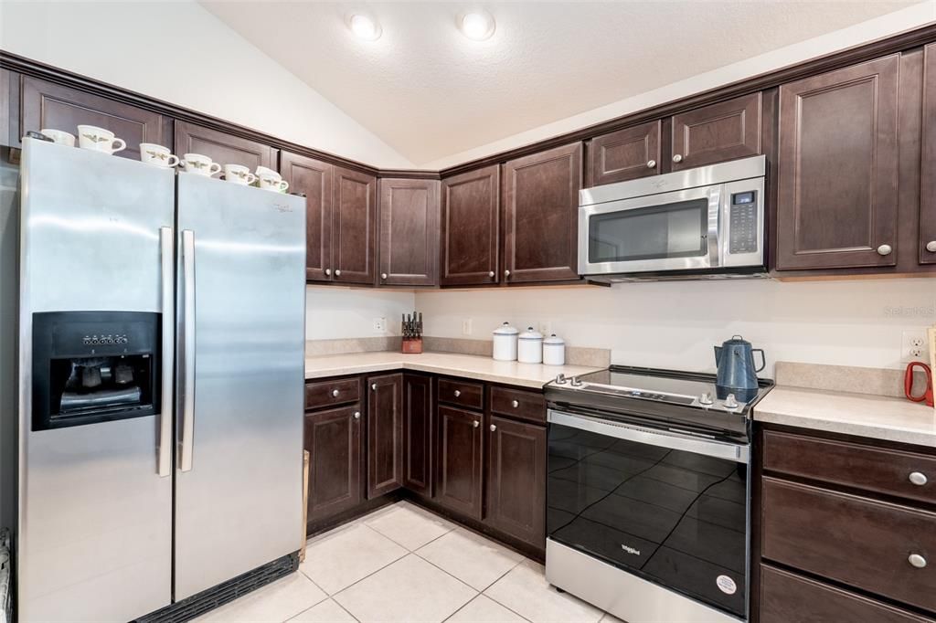 Active With Contract: $425,000 (3 beds, 2 baths, 1851 Square Feet)