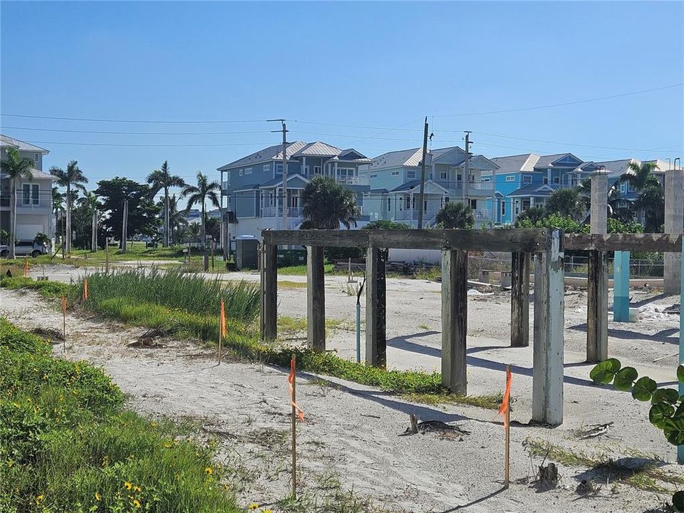 待售: $2,349,000 (0.30 acres)