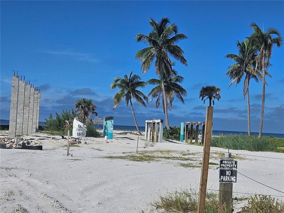 待售: $2,349,000 (0.30 acres)