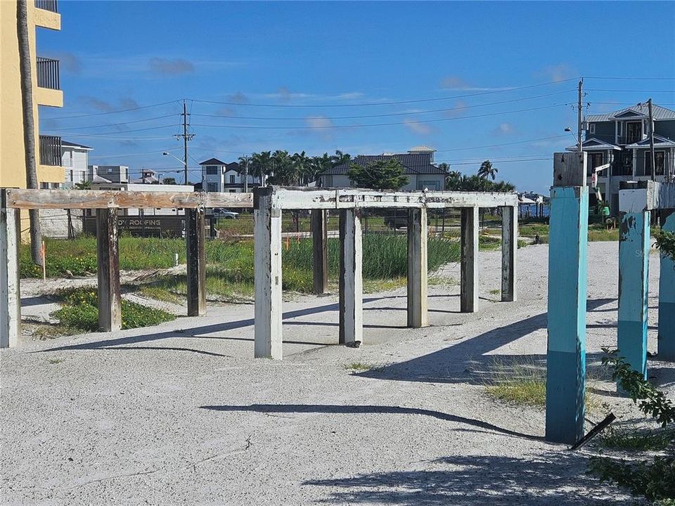 待售: $2,349,000 (0.30 acres)