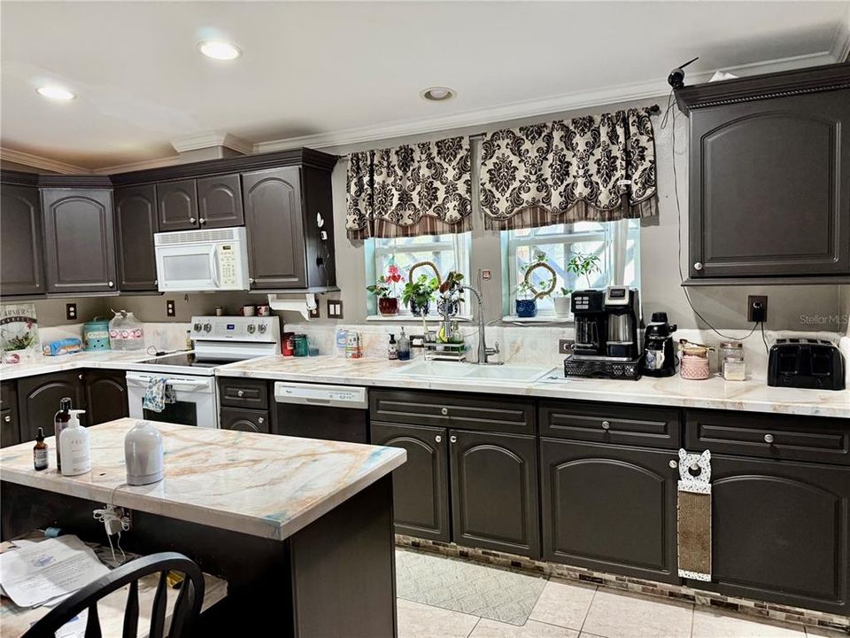 На продажу: $205,000 (3 спален, 2 ванн, 1620 Квадратных фут)